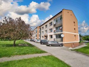Prodej bytu 3+1, Libochovany, 71 m2