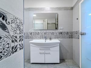 Prodej rodinného domu, Kladno - Švermov, Rašínova, 194 m2