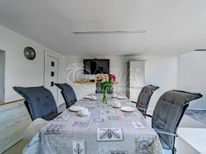 Prodej rodinného domu, Kladno - Švermov, Rašínova, 194 m2