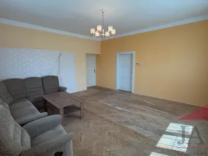 Prodej bytu 3+1, Klatovy - Klatovy V, Plánická, 128 m2