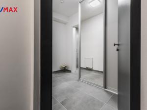 Pronájem bytu 2+kk, Praha - Hostivař, Nurmiho, 54 m2