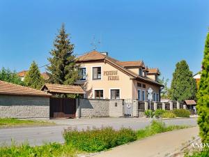 Prodej ubytování, Lednice, Nejdecká, 594 m2