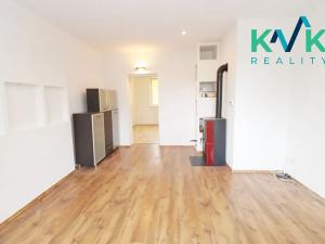Pronájem bytu 2+1, Božičany, 48 m2
