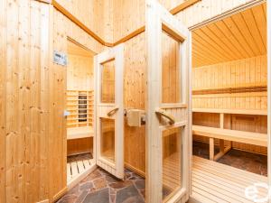 Pronájem ubytování, Jablonec nad Nisou, U Lesního divadla, 2930 m2