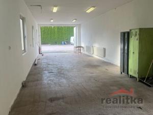 Pronájem výrobních prostor, Opava - Komárov, Podvihovská, 112 m2