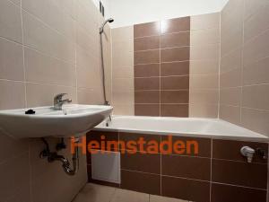 Pronájem bytu 3+1, Orlová - Lutyně, Masarykova třída, 73 m2
