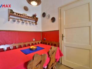 Prodej bytu 2+1, Úpice, náměstí T. G. Masaryka, 48 m2