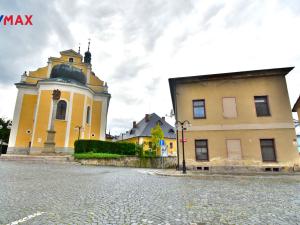 Prodej bytu 2+1, Úpice, náměstí T. G. Masaryka, 48 m2