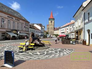 Pronájem kanceláře, Jičín - Valdické Předměstí, Husova, 24 m2