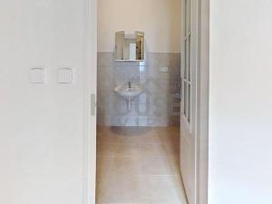 Pronájem kanceláře, Praha - Smíchov, Kováků, 60 m2