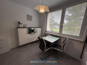 Pronájem bytu 1+1, Znojmo, Gagarinova, 33 m2