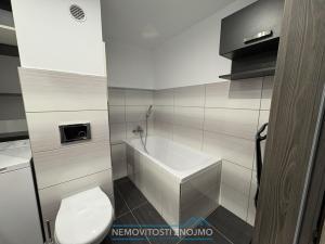 Pronájem bytu 1+1, Znojmo, Gagarinova, 33 m2