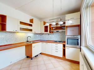 Prodej bytu 3+1, Jirkov, Červenohrádecká, 72 m2