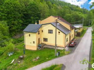 Prodej rodinného domu, Semily, Cihlářská, 200 m2