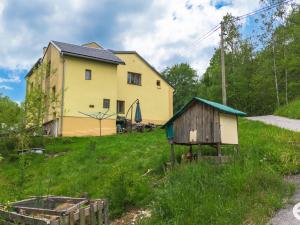 Prodej rodinného domu, Semily, Cihlářská, 200 m2