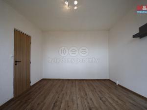 Pronájem bytu 1+1, Horní Slavkov, U Lesoparku, 35 m2