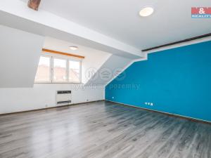 Pronájem bytu 1+kk, Plzeň, Barrandova, 43 m2