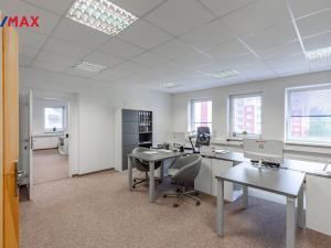 Pronájem kanceláře, Litvínov - Horní Litvínov, Rooseveltova, 987 m2