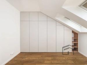 Pronájem bytu 2+kk, Praha - Nusle, U křížku, 41 m2