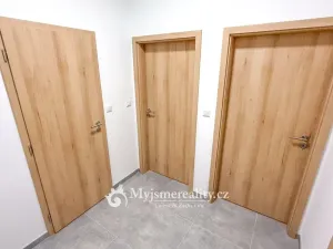 Pronájem bytu 2+kk, Znojmo, Vrbkova, 47 m2