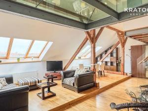 Pronájem bytu 3+kk, Praha - Smíchov, Hořejší nábřeží, 116 m2