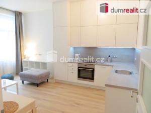 Pronájem bytu 2+kk, Praha - Vršovice, Na spojce, 44 m2