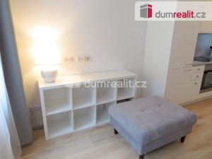 Pronájem bytu 2+kk, Praha - Vršovice, Na spojce, 44 m2