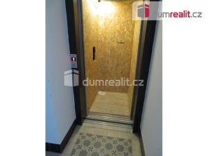 Pronájem bytu 2+kk, Praha - Vršovice, Na spojce, 44 m2