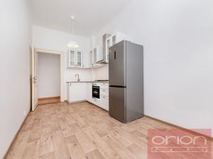 Pronájem bytu 3+1, Praha - Smíchov, Zborovská, 105 m2