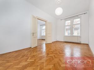 Pronájem bytu 3+1, Praha - Smíchov, Zborovská, 105 m2
