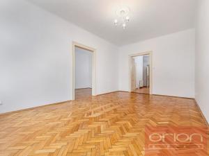 Pronájem bytu 3+1, Praha - Smíchov, Zborovská, 105 m2