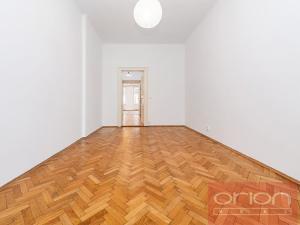 Pronájem bytu 3+1, Praha - Smíchov, Zborovská, 105 m2