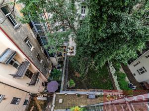 Pronájem bytu 3+1, Praha - Smíchov, Zborovská, 105 m2