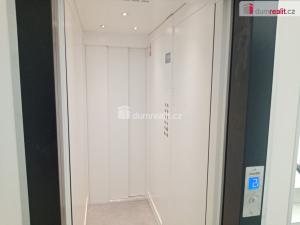 Pronájem bytu 2+kk, Děčín - Děčín III-Staré Město, Zelená, 36 m2