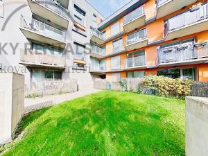 Pronájem bytu 1+kk, Praha - Žižkov, Olgy Havlové, 38 m2
