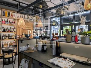 Pronájem obchodního prostoru, Praha - Košíře, Naskové, 45 m2