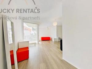 Pronájem bytu 1+kk, Praha - Žižkov, Olgy Havlové, 38 m2