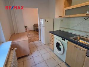 Pronájem bytu 2+kk, Praha - Vršovice, Oblouková, 53 m2