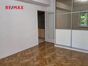 Pronájem bytu 2+kk, Praha - Vršovice, Oblouková, 53 m2