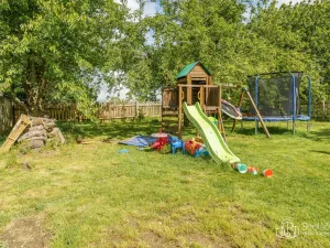 Prodej rodinného domu, Habartov - Horní Částkov, 150 m2