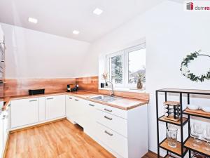 Prodej rodinného domu, Hostín, 210 m2