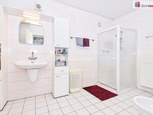 Prodej rodinného domu, Hostín, 210 m2