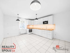 Prodej rodinného domu, Litohlavy, 235 m2