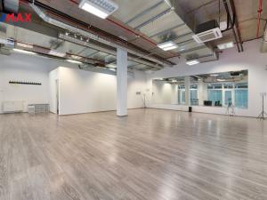 Prodej obchodního prostoru, Praha - Stodůlky, Sluneční náměstí, 109 m2