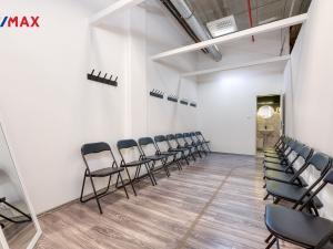 Prodej obchodního prostoru, Praha - Stodůlky, Sluneční náměstí, 109 m2