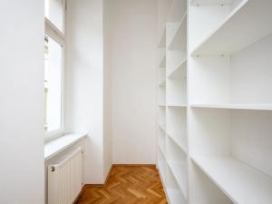Pronájem kanceláře, Praha - Nové Město, Malá Štěpánská, 73 m2
