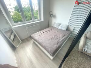 Pronájem bytu 1+1, Praha - Vršovice, Sámova, 36 m2