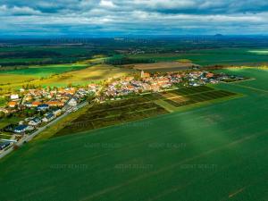Prodej pozemku pro bydlení, Slaný, 1241 m2
