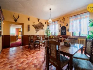 Prodej komerční nemovitosti, Horní Město - Rešov, 600 m2