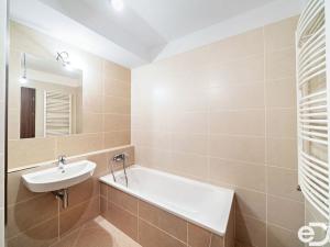 Pronájem bytu 2+kk, Praha, náměstí Olgy Scheinpflugové, 56 m2